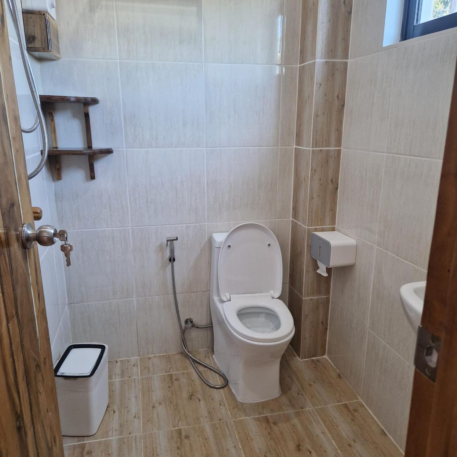 The Hat Trick Hostel Basdiot Экстерьер фото